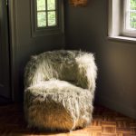 Fluffy chair milky mint